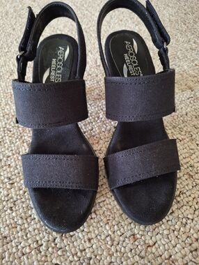 AEROSOLES Heelrest Black Slingback Sandals